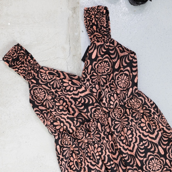 Attention - Maxi dress - Picture 2 of 2